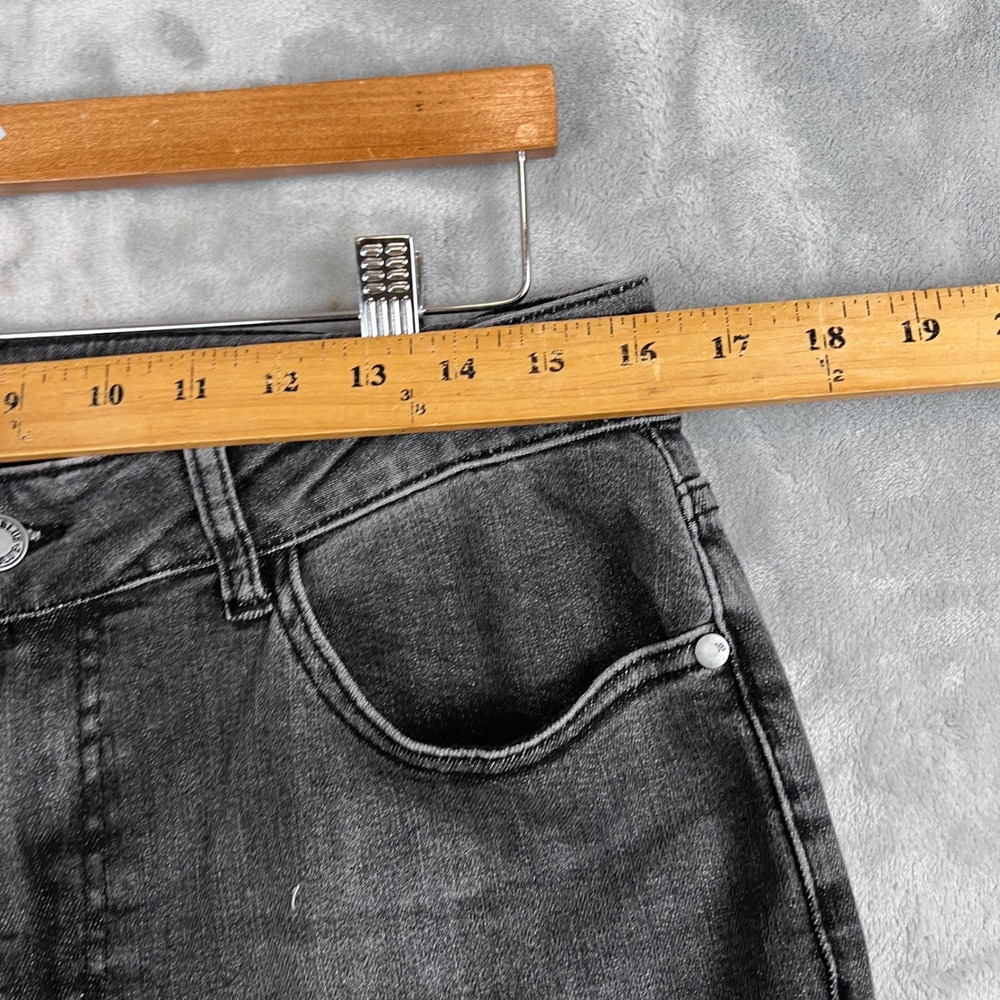 Judy Blue Jeans Women High Rise Boyfriend Fit  Faded Black Denim 14W - Picture 3 of 11